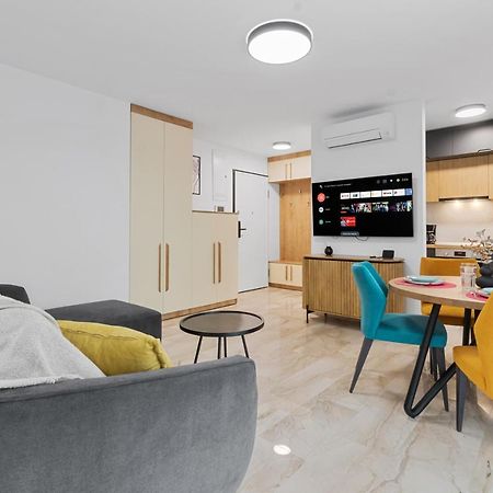 Apartament Opera Residence - Cismigiu, Eroilor, Free Private Parking Bukareszt Zewnętrze zdjęcie