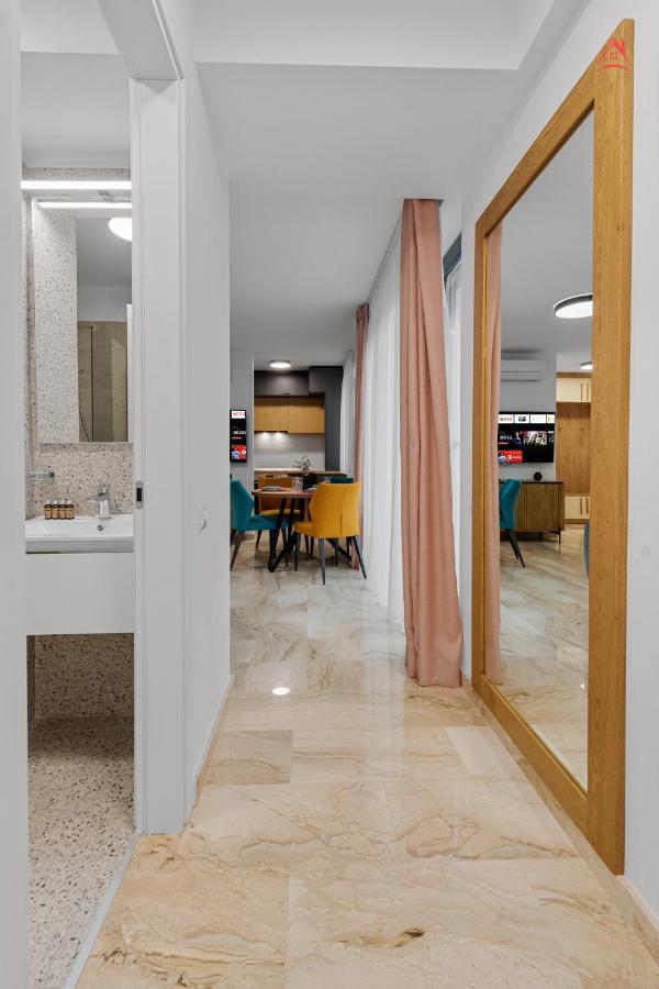 Apartament Opera Residence - Cismigiu, Eroilor, Free Private Parking Bukareszt Zewnętrze zdjęcie
